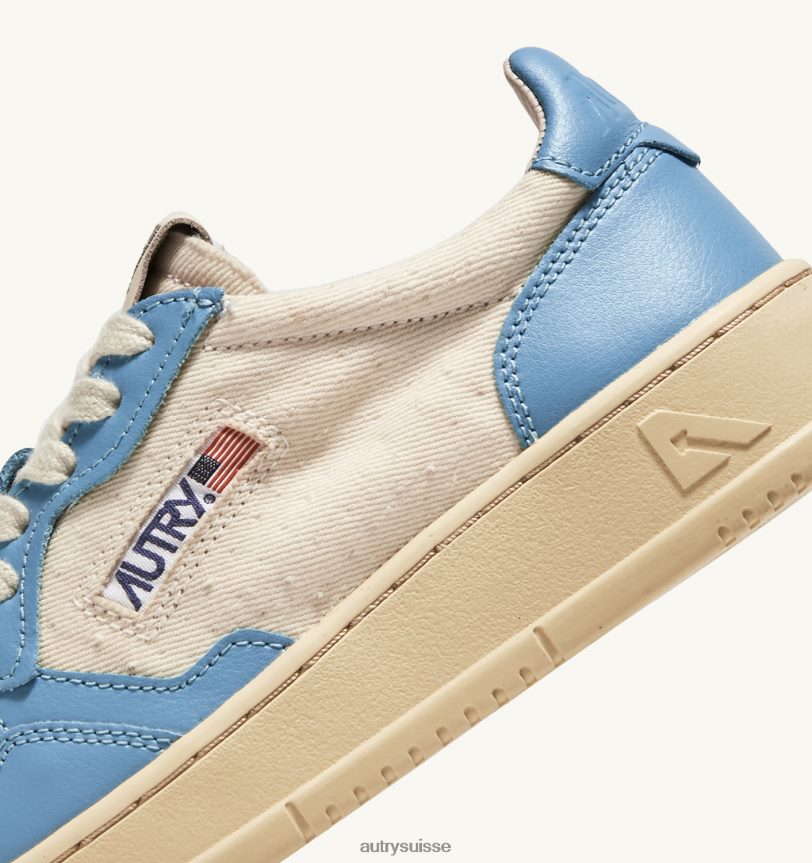 baskets basses medalist en cuir et toile blanc et bleu ciel 28NX0059 suisse Hommes Autry